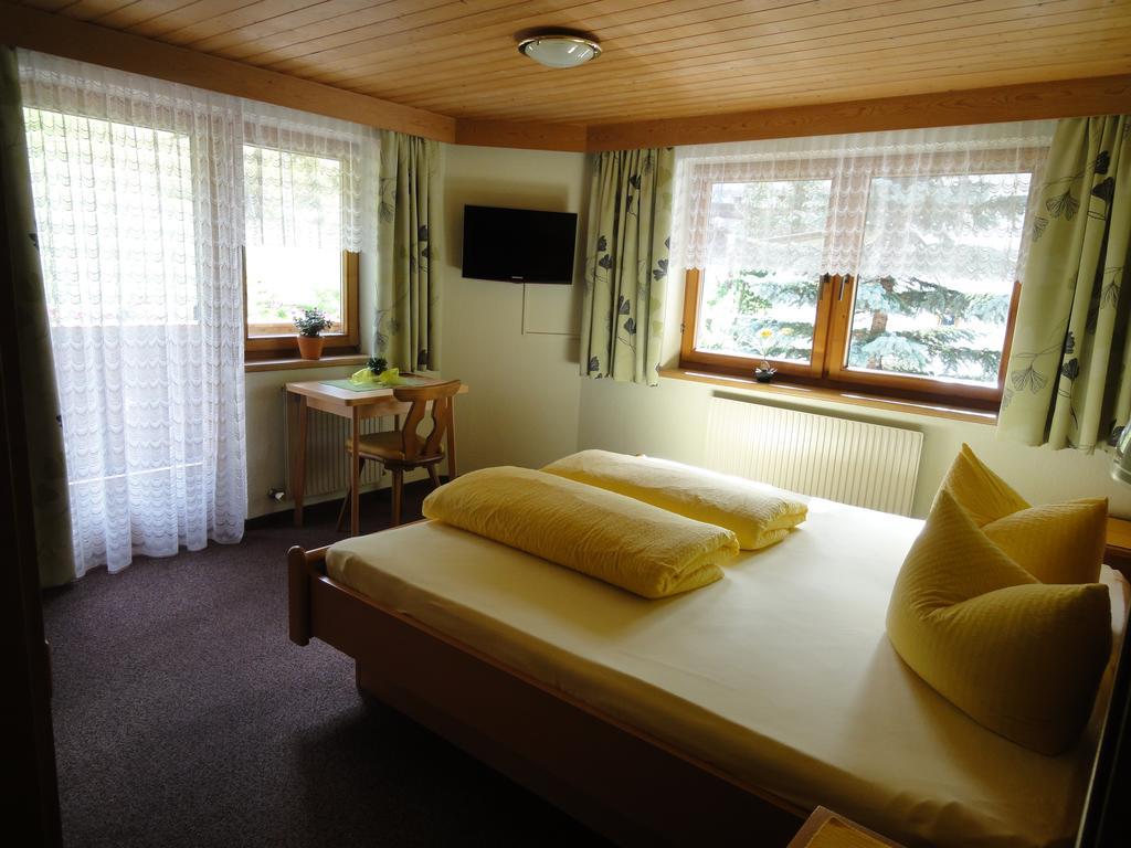 Haus Gfall Kaunertal Exteriör bild